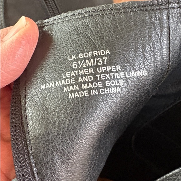 Lucky Brand sz 6.5 black leather chunky heel boots - Picture 10 of 10